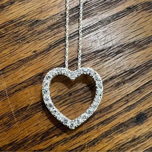 Vintage Y2K 925 Silver CZ Heart Necklace - Picture 1 of 7